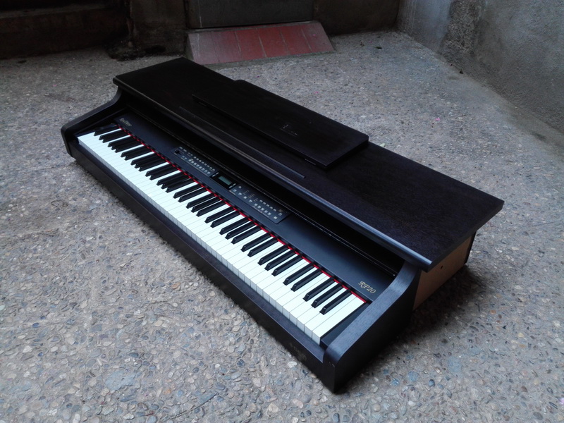 piano electrico realpiano rp20 madera no func 23.5x141.7x57 (48eu.) 1u